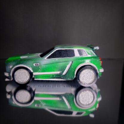 Fennec - White Trim - Green Interstellar - White Zomba - Image 3