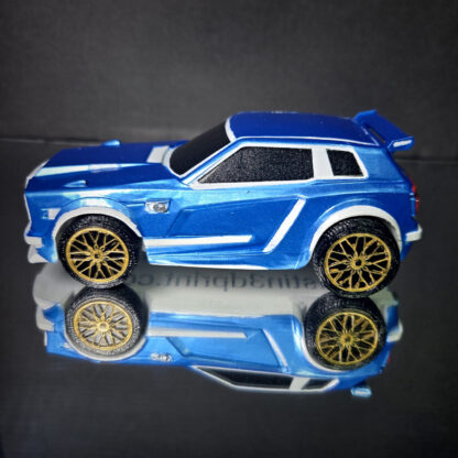Fennec - White Trim - Metallic Blue Body - Gold Yamine - Image 4