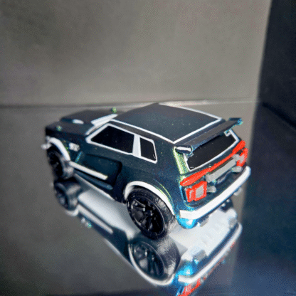 Fennec - White Trim - Green to Cyan Color Shift - Black OEM - Image 4
