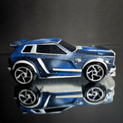 Fennec - White Trim - Blue Body - White Interstellar Decal - Silver Chakram - Image 3